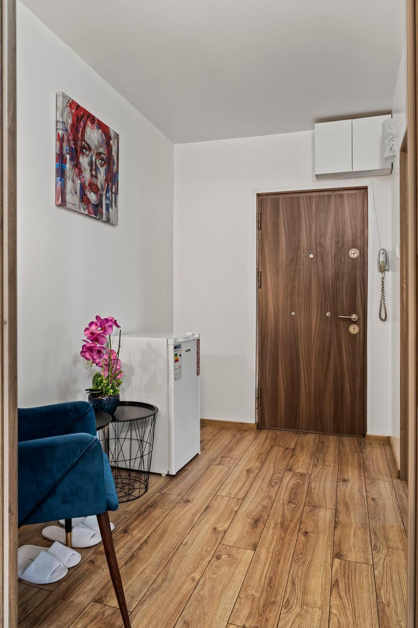 Garsoniera De Lux Si Eleganta Drumul Taberei Bucareste Exterior foto